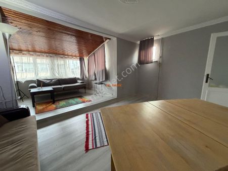 As Emlak Tan 1+1 Eşyalı Kurtuluş Caddesinde 60m2 Çatı Katı Daire