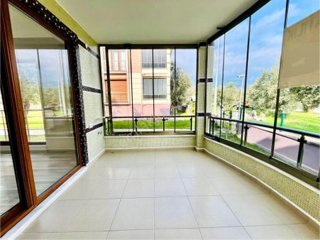 Yükselden Güre Yolun Altında Ön Cephe Ayrı Mutfak 2+1 Lüx Daire!