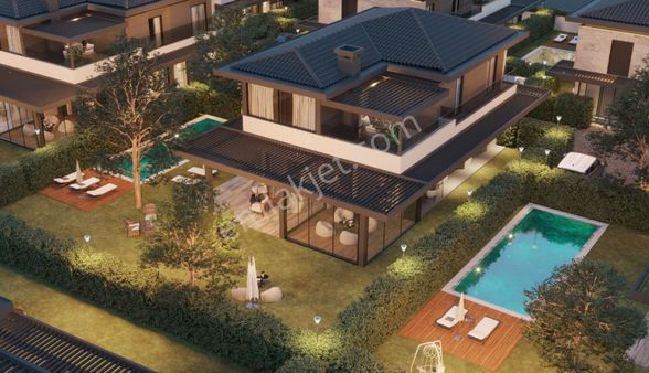 Acil! Kuşadası’nın En Prestijli Konumunda Havuzlu Akıllı Villa – Kaçırılmayacak Fırsat