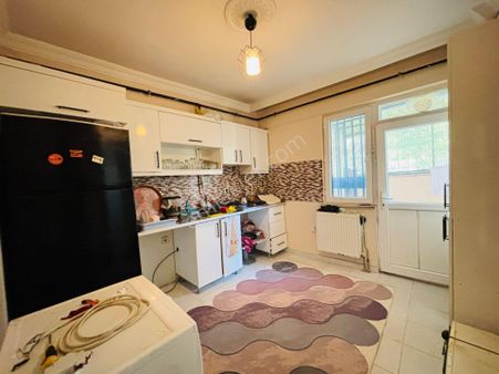 Güven'den Kahveler Durağına Yakın Okullara Komşu 3+1 Daire