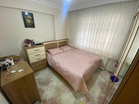 Yılmaz Gayrimenkul'den Selçuklu Mh 3+1 Y.giriş 2.999 Pazarlıklı 110m2 Cadde Üzeri Kupon Daire