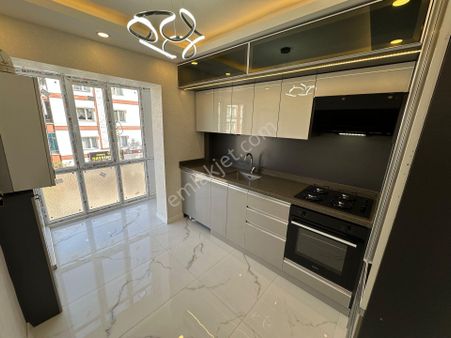 Malazgirt Mh. 3+1 Ara Katta Bağımsız Ful+ful Yapılı Daire!!