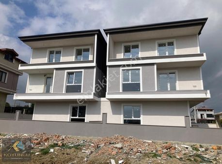 Yeniçiftlik Merkzde Deniz Manzaralı İskanlı Satılık4+1 Lüx Villa