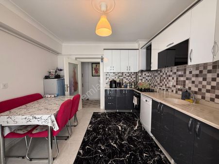 Keçiören De Bulvar Üstü İskanlı Yeni Bina Ara Kat Ön Cephe 3+1 ^^