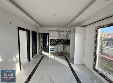 Valleyden Havuzlar Mahallesinde Modern 1+1 Satılık Daire !