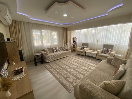 Didim Efeler Mahallesinde İçi Full Yapılı 2+1 Ayrı Mutfak Daire