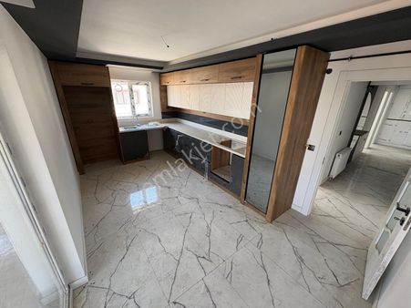 Sincan İstasyon Mh'de 3+1ebeveyn Banyo G.odalı Asansörlü 0 Daire