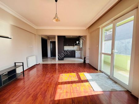 Güven'den Çerkezköyde Belediye Yanı,çarşı İçinde Fırsat 2+1daire