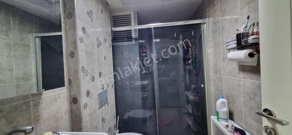 Menemen Merkezde Site İçerisinde Satılık Geniş 3+1 Daire