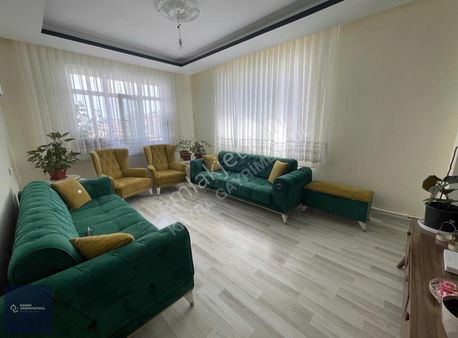 Yenipervanede 3+1 Meskenli Full Yapılı Masrafsız Satılık Daire
