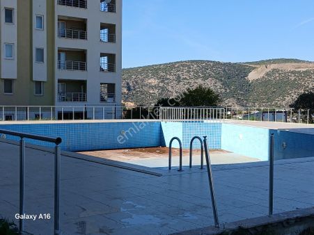 Sahile Yakın, 2+1 Deniz Manzaralı Daire Kuşadası