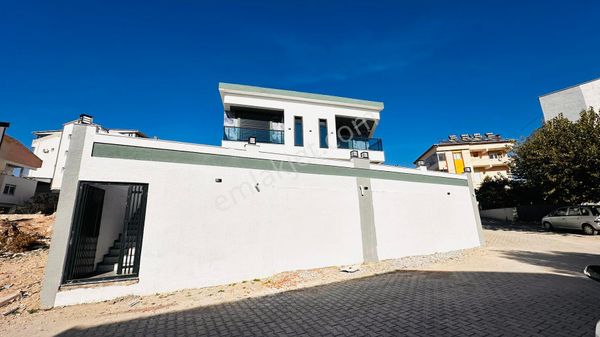 ❗️deniz Manzaralı 4+1 Villa Sıfır Yapı Kapalı Garajlı❗️