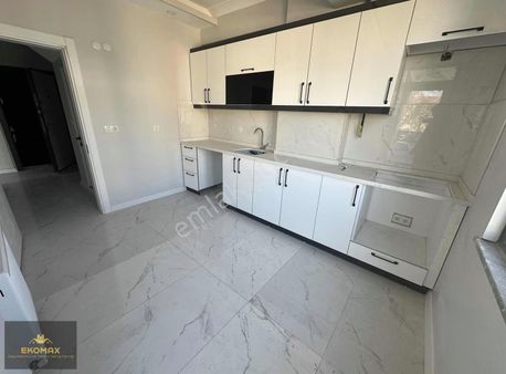 Fsm Mah. 3+1 Eğimsiz Dubleks (terasta Sundurma Mevcut)