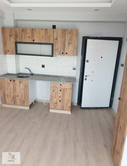 Efe Türk 5 Gelincik Caddesinde Kiralık 1+1