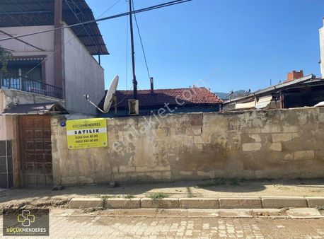 Küçük Menderes'ten Kiraz İstiklal Mh. Satılık 4 Kat İmarlı Arsa
