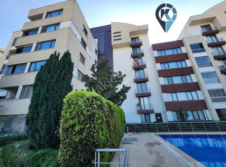 Kayalardan Havuzlu Metro Dibinde Lüks Dubleks