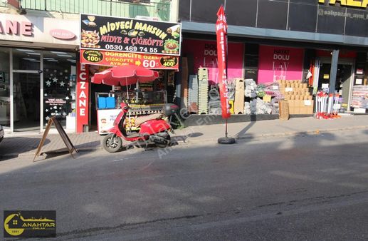 Eski İzmir Caddesi Üzerin De Devren Kiralık Büfe