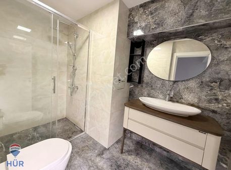 Remax İlknur Doğan- Serdivan Avm Cevresi Site İçi Bahçe Dubleks