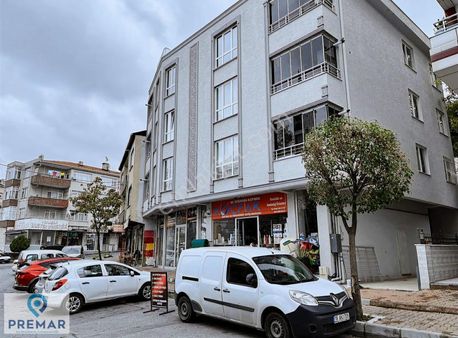 Yenibosna Merkez Doğu Sanayi Camii Karşısı Kiralık 2+1 Daire