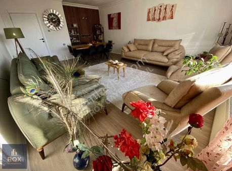 Etiler Mahallesinde Ara Kat Masrafsız Cepheleri Açık 3+1 Daire