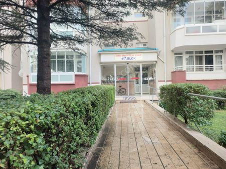 Taşınmaya Hazır, Yeni Tadilatlı, Asansörlü, Önü Açık, Daire!!