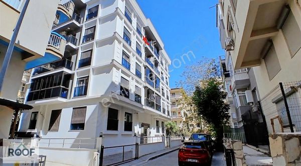 Yeni Bina Özel Yapım Denize Yürüme Mesafesinde 3+1 Kapalı Mutfak