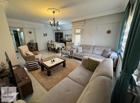 Konut Birlik Sitesin'de 1.kısım 3+1 5.kat 110 M2 Satılık Daire