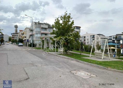 Cbakademi Bağçeşme Kiralık Sıfır 320 M2 Köşe Dükkan