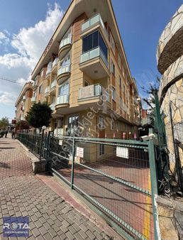 Rota'dan Kurtköy'de Tuana Sitesi İçinde Satılık 2+1 Ferah Daire!