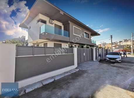 Çiğli Metro Gross Market Arkası 5+1 Ultra Lüx Villa