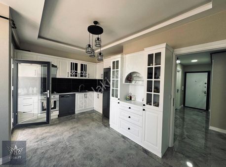 Üçkuyular Aziz Yapı 3+1 Sıfır Daire