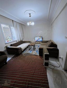 Uzman Dan Avcılar Ambarlı Mh. 2+1 Satılık Bahçe Katı 100m2