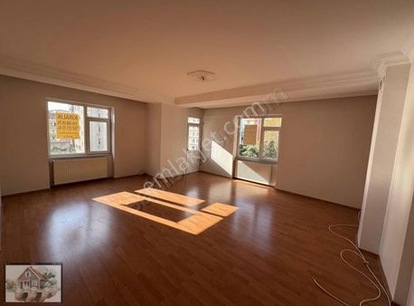 Göztepe Sehir Hastanesi Arkasında 3+1 Kombili Yeni Bina