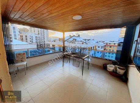 Emlakçe G Y M'den İst Sancaktepe De Satılık Dublex Daire