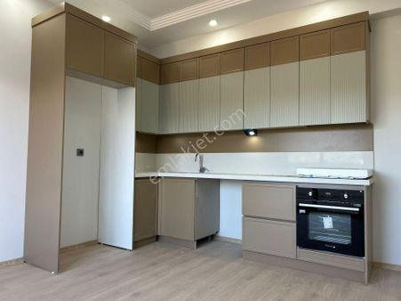 ▓ Yükselden Satılık Edremit'te Yerden Isıtmalı Arakat Sıfır Lux 2+1 Daire