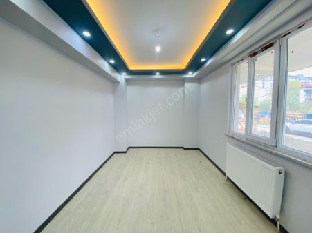 Güven'den Kapaklı'da Servislere Yakın İskanlı Kiralık 2+1 Daire