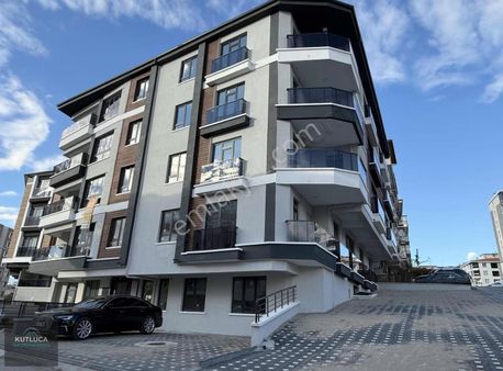 2+1 Cadde Üzeri Sağlık Ocağı Okul Ve Market Yakını Sıfır İskanlı