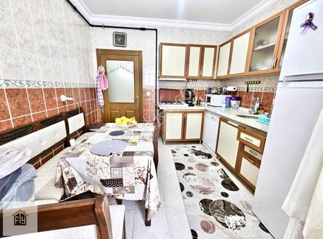 F&y Emlaktan Site İçerisi Ön Cephe Yüksek Giriş Satılık 2+1