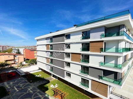 Siem'den Beylikdüzü Adnan Kahvecide Deniz Manzaralı Site İçi 4+2