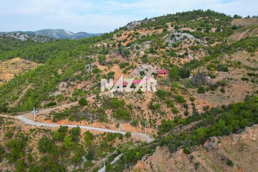Alanya İmamlı’da Satılık 3.799 M² Deniz Manzaralı Tarla