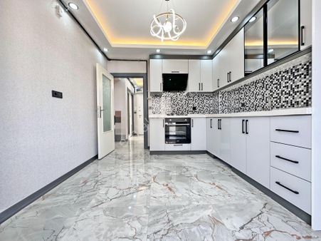 Keçiören'de Köşe Başı Güney Cephe Yapılı Masrafsız 3+1 Daire