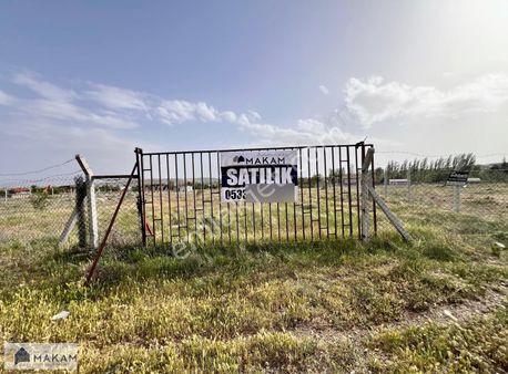 Çayırbağında Müstakil Tapulu Satılık 2.880m2 Bahçe