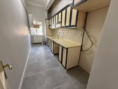 Bilgen Vatan'dan Şenlik Mahallesi Osmanlı Pazarı Yakını Cadde Yakını Giriş Kat 2+1 Ön Cephe