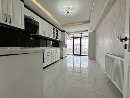 Pursaklar Mehmet Zengin Emlak'tan Otoparklı Fatih Mah.hastane Yakını 9.kat 4+1 Sıfır Sitede Daire