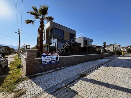 Satılık 3+1 Lüks Villa Çatalçam Sahili