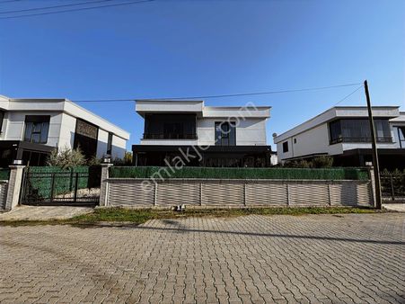 Atakum' Da 4+1 Lüks Villa Sahile Yakın Takas Değerlendirilir
