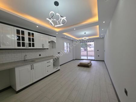 Efeler Mah.2+1 Daire