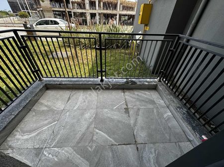 Cihan Çaylan'dan Şehri Bahçe Sitesinde 2+1 Kiralık