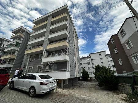 Cihan Çaylan'dan Tramvaya Yakın Eşyalı Kiralık 1+1 Daire