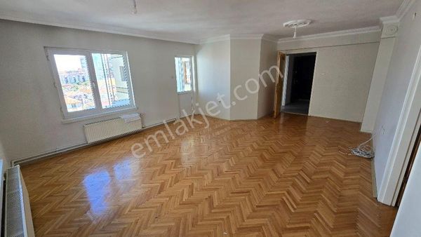 3+1manzaralı Kullanışlı Yüksek Giriş Altında 4 Kat Mevcut Satılık Daire Yıldız Emlak'tan